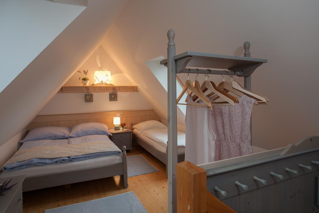 Ferienhaus Neubauer 施皮尔费尔德 外观 照片