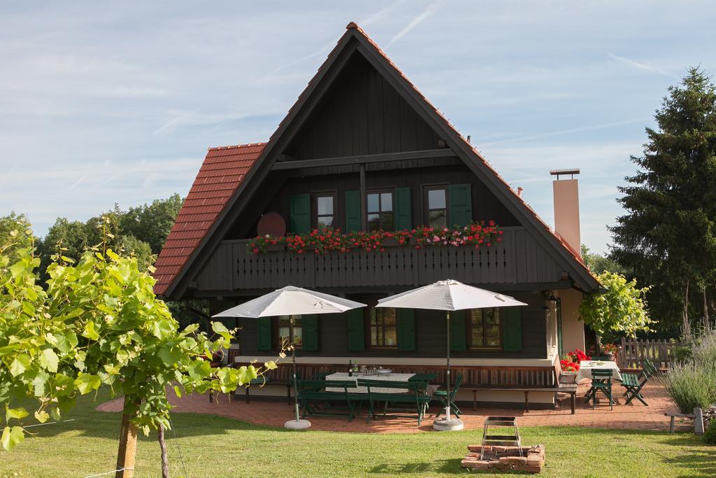 Ferienhaus Neubauer 施皮尔费尔德 外观 照片